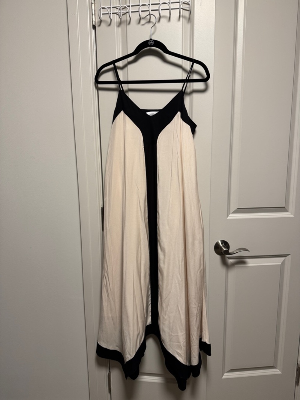 Evereve Black and Cream Spaghetti Strap Maxi Dress Size Small